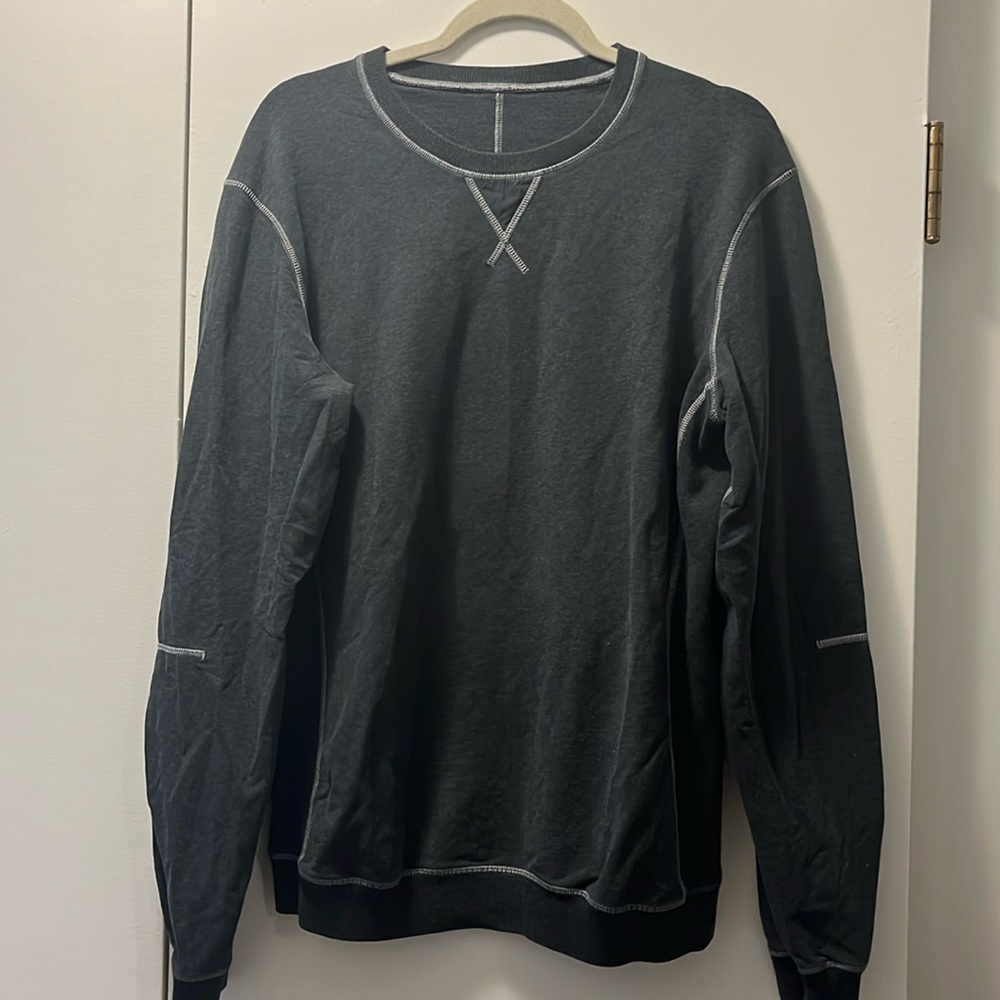 Lululemon Men’s Crewneck
